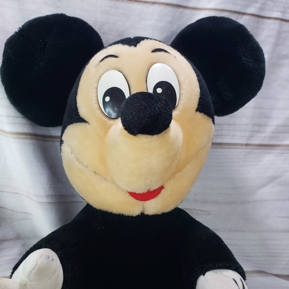 Vintage Disneyland Disney World Mickey Mouse Plush Stuffed Animal 14 Inch Seated - Picture 3 of 9